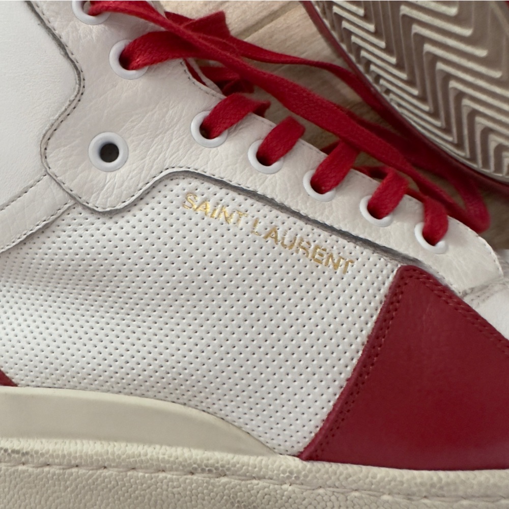 Authentic Saint Laurent SL24 in good condition - Picture 8 of 8